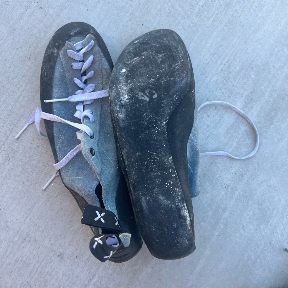 FiveTen men’s climbing shoes, sz 12 - Picture 3 of 8